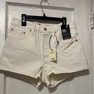 Levi's 501 Women’s Denim Shorts in Cream
